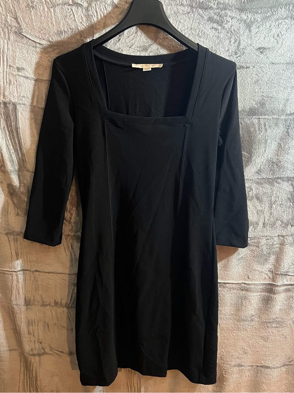 Size XS Classic Black Square-Neck Women’s Dress